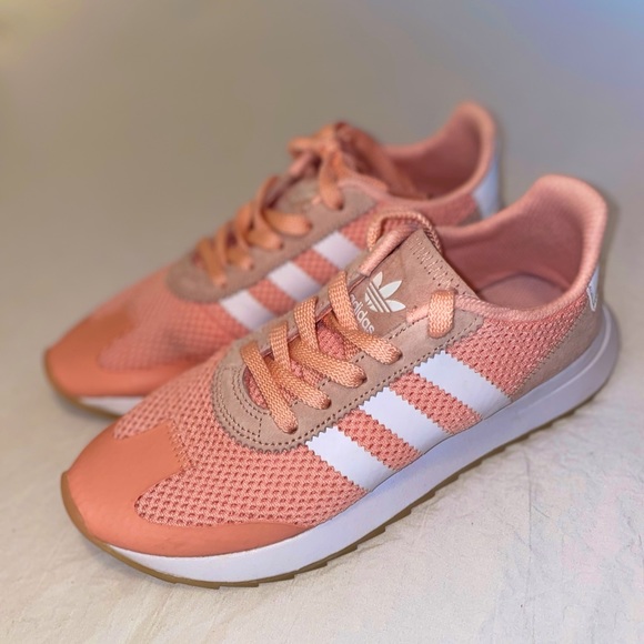 Adidas sneakers - Picture 1 of 6